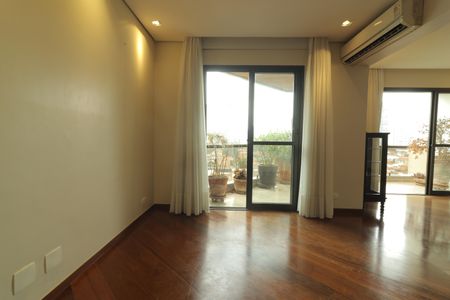 Apartamento para alugar com 151m², 2 quartos e 2 vagasSala