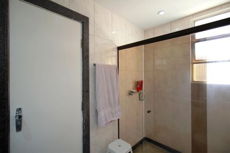 Apartamento à venda com 130m², 4 quartos e 2 vagasBanheiro da Suíte