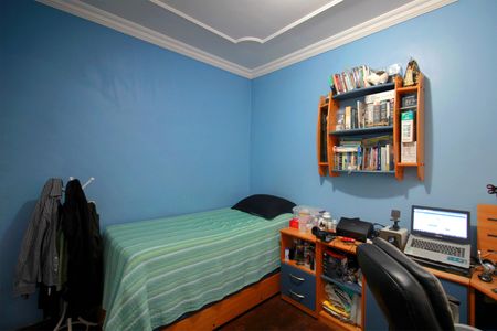 Apartamento à venda com 130m², 4 quartos e 2 vagasQuarto 3