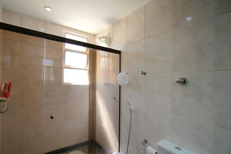 Apartamento à venda com 130m², 4 quartos e 2 vagasBanheiro da Suíte