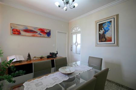 Apartamento à venda com 130m², 4 quartos e 2 vagasSala de Jantar