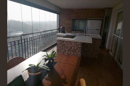 Apartamento à venda com 244m², 3 quartos e 4 vagas