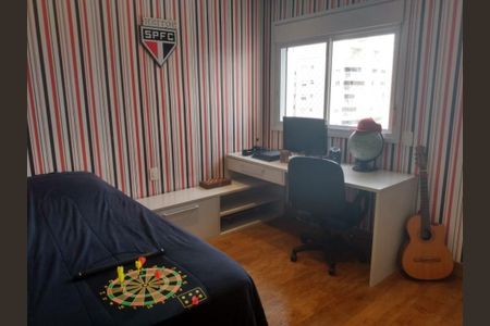 Apartamento à venda com 244m², 3 quartos e 4 vagas