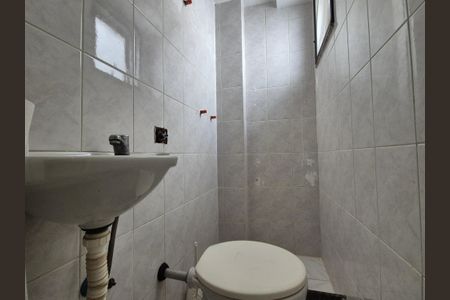 Apartamento à venda com 119m², 3 quartos e 2 vagas Apartamento à venda com 119m², 3 quartos e 2 vagasBanheiro da Suíte 2