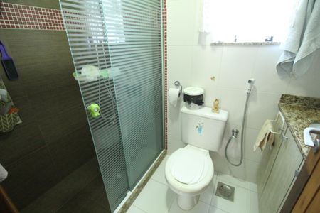 Casa à venda com 119m², 2 quartos e 1 vagaBanheiro da suíte 