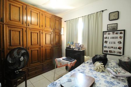 Casa à venda com 113m², 3 quartos e 1 vagaQuarto 2