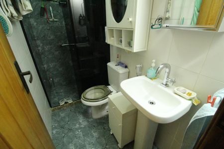 Casa à venda com 113m², 3 quartos e 1 vagaBanheiro da suíte 