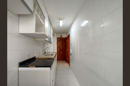 Apartamento à venda com 80m², 2 quartos e 1 vagaCozinha