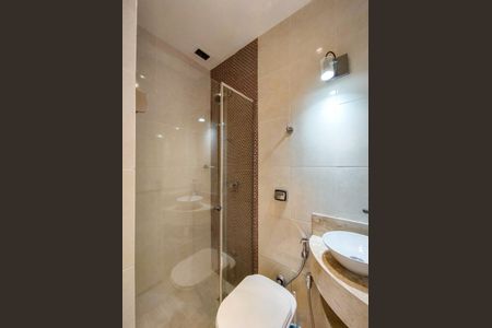 Apartamento à venda com 80m², 2 quartos e 1 vagaBanheiro Corredor