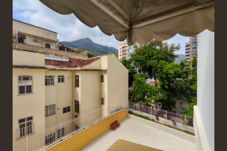 Apartamento à venda com 80m², 2 quartos e 1 vagaSuíte