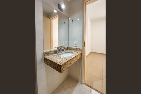 Apartamento à venda com 80m², 2 quartos e 1 vagaBanheiro da Suíte