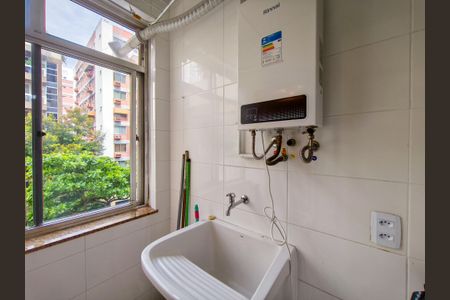 Apartamento à venda com 80m², 2 quartos e 1 vagaÁrea de Serviço