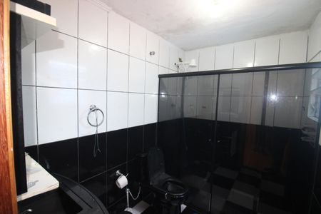 Casa à venda com 110m², 3 quartos e 1 vagaBanheiro