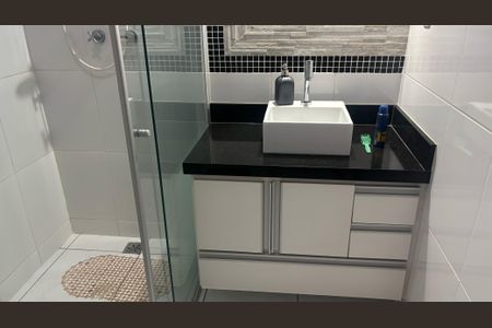 Casa à venda com 250m², 3 quartos e 2 vagasBanheiro 1