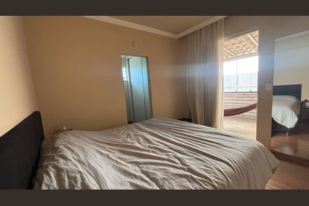 Casa à venda com 250m², 3 quartos e 2 vagasQuarto 1