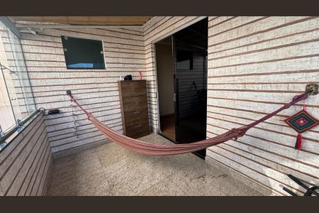 Casa à venda com 250m², 3 quartos e 2 vagasVaranda