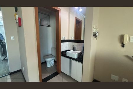 Casa à venda com 250m², 3 quartos e 2 vagasLavabo