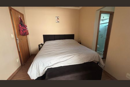 Casa à venda com 250m², 3 quartos e 2 vagasQuarto 1