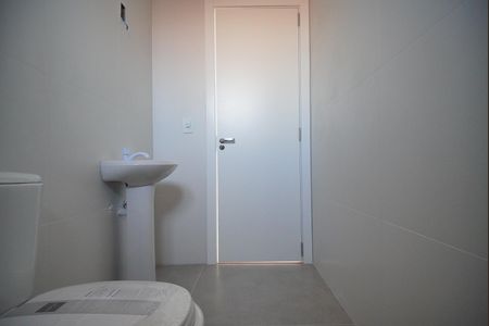 Apartamento à venda com 90m², 3 quartos e 2 vagas Apartamento à venda com 90m², 3 quartos e 2 vagasBanheiro da Suíte