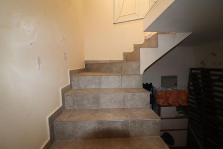 Casa à venda com 130m², 1 quarto e 3 vagasEscada Garagem