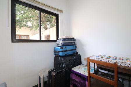 Casa à venda com 130m², 1 quarto e 3 vagasEdícula