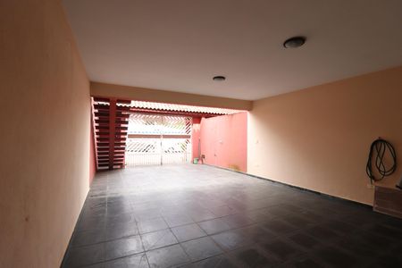 Casa à venda com 130m², 1 quarto e 3 vagasGaragem