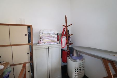 Casa à venda com 130m², 1 quarto e 3 vagasEdícula