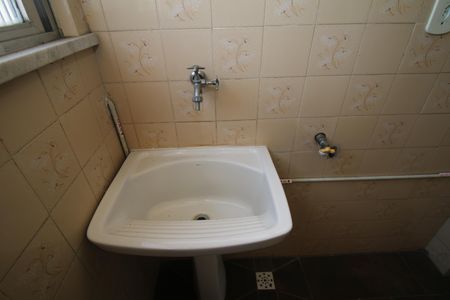 Apartamento à venda com 70m², 2 quartos e 1 vagaÁrea de Serviço