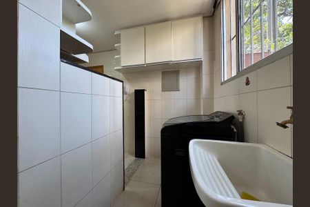 Apartamento à venda com 75m², 3 quartos e 2 vagasÁrea de serviço