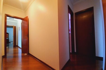 Apartamento à venda com 256m², 4 quartos e 3 vagasCorredor