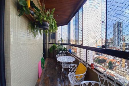 Apartamento à venda com 256m², 4 quartos e 3 vagasVaranda da Sala