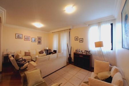 Apartamento à venda com 256m², 4 quartos e 3 vagasSala de Estar