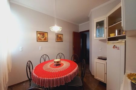 Apartamento à venda com 256m², 4 quartos e 3 vagasCopa