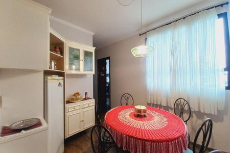 Apartamento à venda com 256m², 4 quartos e 3 vagasCopa