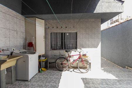 Casa à venda com 70m², 2 quartos e 2 vagas Casa à venda com 70m², 2 quartos e 2 vagasÁrea de Serviço