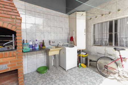 Casa à venda com 70m², 2 quartos e 2 vagas Casa à venda com 70m², 2 quartos e 2 vagasÁrea de Serviço