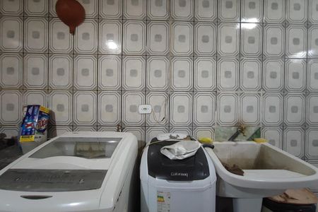 Casa à venda com 144m², 3 quartos e 3 vagas Casa à venda com 144m², 3 quartos e 3 vagasÁrea de Serviço