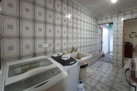 Casa à venda com 144m², 3 quartos e 3 vagas Casa à venda com 144m², 3 quartos e 3 vagasÁrea de Serviço