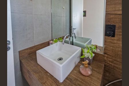 Apartamento à venda com 54m², 2 quartos e sem vaga Apartamento à venda com 54m², 2 quartos e sem vagaBanheiro
