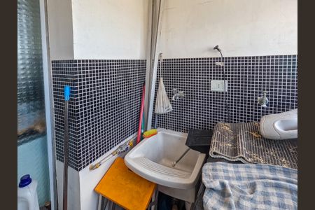 Apartamento à venda com 54m², 2 quartos e sem vaga Apartamento à venda com 54m², 2 quartos e sem vagaÁrea de Serviço