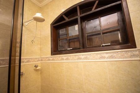 Casa de condomínio à venda com 240m², 3 quartos e 3 vagasBanheiro social 2