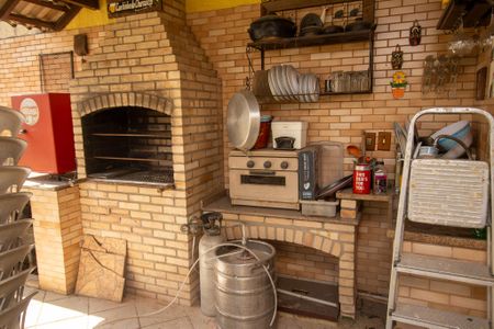 Casa de condomínio à venda com 240m², 3 quartos e 3 vagasÁrea comum