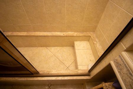 Casa de condomínio à venda com 240m², 3 quartos e 3 vagasBanheiro social 2