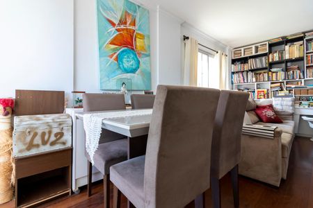 Apartamento à venda com 106m², 3 quartos e 1 vaga Apartamento à venda com 106m², 3 quartos e 1 vagaSala de Jantar