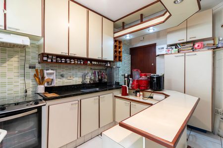 Apartamento à venda com 106m², 3 quartos e 1 vaga Apartamento à venda com 106m², 3 quartos e 1 vagaCozinha