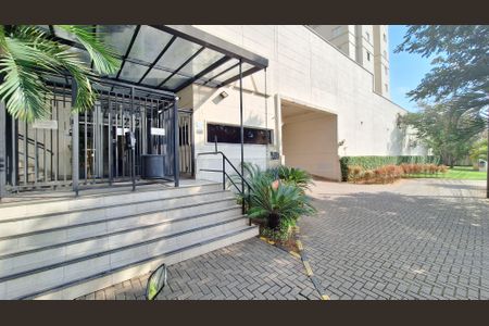 Apartamento à venda com 53m², 2 quartos e 1 vaga Apartamento à venda com 53m², 2 quartos e 1 vagaFachada