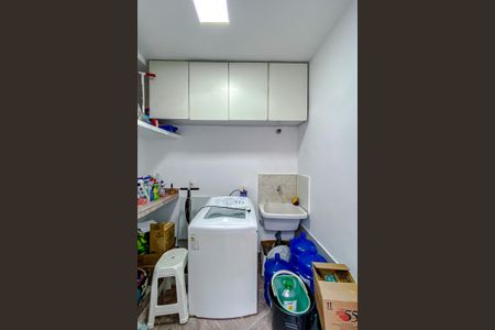 Casa à venda com 200m², 3 quartos e 3 vagasÁrea de Serviço