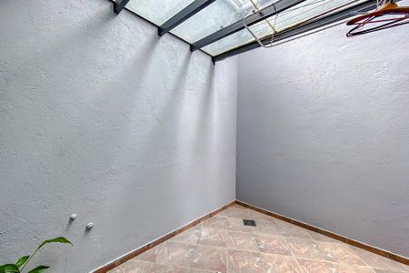 Casa à venda com 200m², 3 quartos e 3 vagasÁrea externa