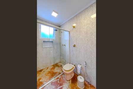 Casa à venda com 200m², 3 quartos e 3 vagasBanheiro da Suíte