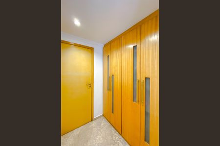 Casa à venda com 200m², 3 quartos e 3 vagasSuíte